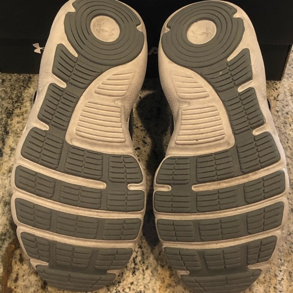 Under Armour Kids PS Assert 8 AC size 12K - Picture 5 of 9